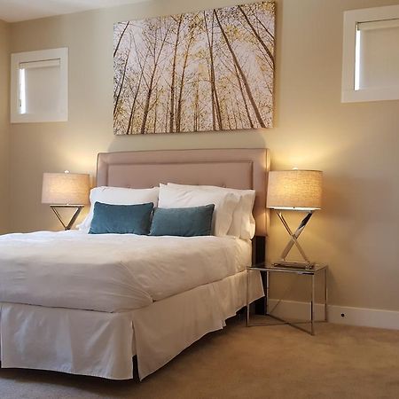 Teehouse Bed & Breakfast West Kelowna Ngoại thất bức ảnh