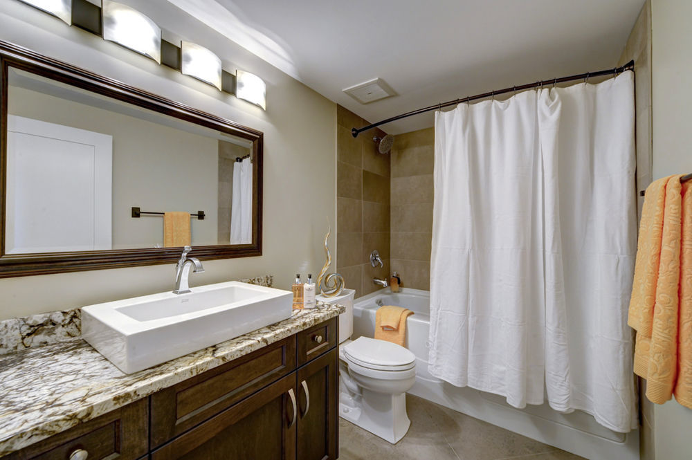 Teehouse Bed & Breakfast West Kelowna Ngoại thất bức ảnh